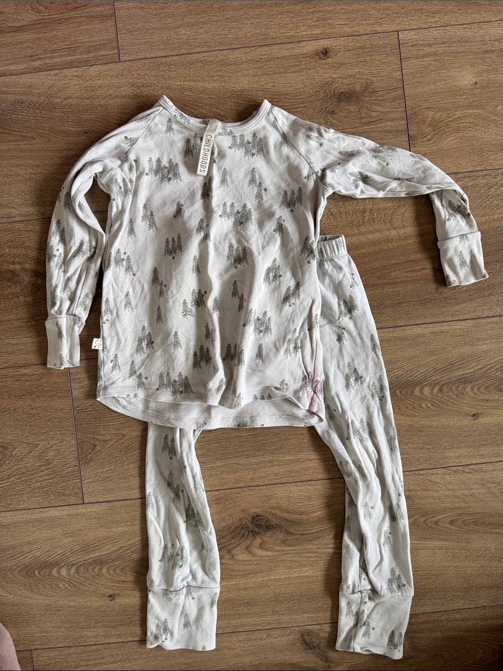 Kids Long-Sleeve Pajama Set in Light Gray with Tree Print